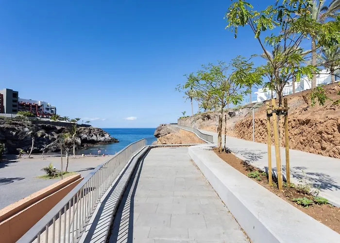 Adeje Paraiso Апартаменты *